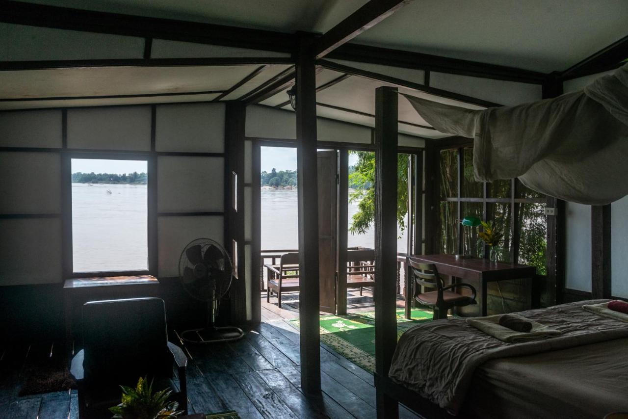 Pomelo Restaurant And Guesthouse - Fishermen & Tammarine Cottages Riverfront - Experience Nature, Culture And Adventure & Tailor-Made Tour Ban Khon Exterior foto