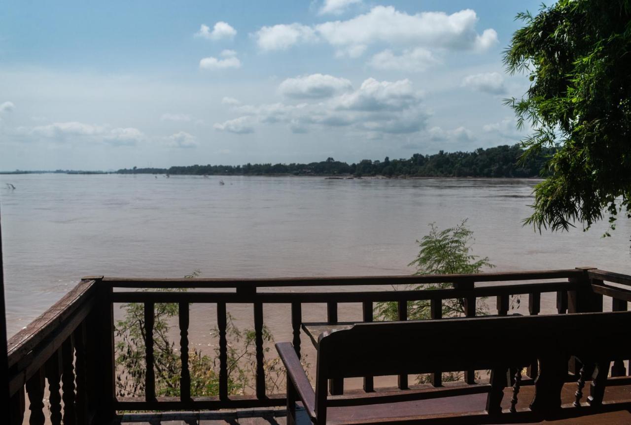 Pomelo Restaurant And Guesthouse - Fishermen & Tammarine Cottages Riverfront - Experience Nature, Culture And Adventure & Tailor-Made Tour Ban Khon Exterior foto