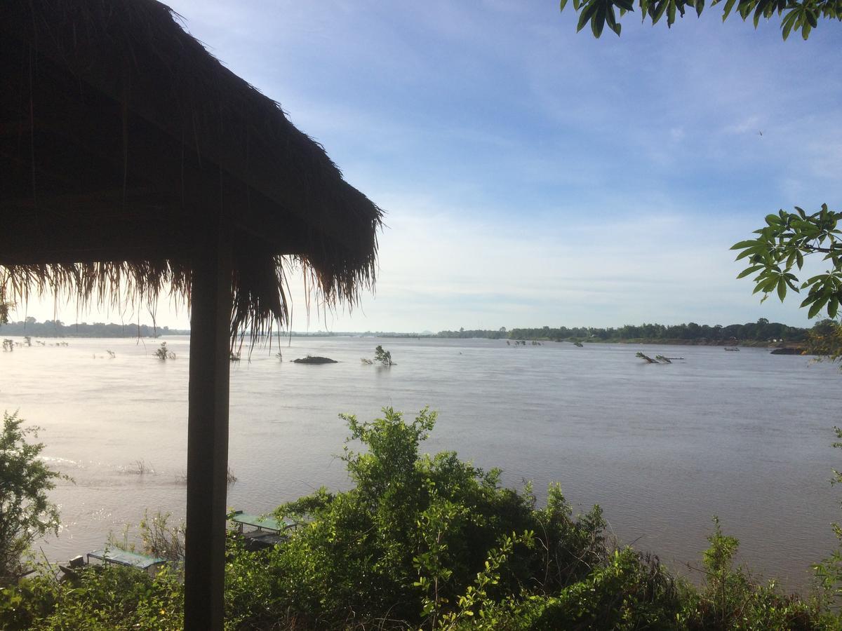 Pomelo Restaurant And Guesthouse - Fishermen & Tammarine Cottages Riverfront - Experience Nature, Culture And Adventure & Tailor-Made Tour Ban Khon Exterior foto