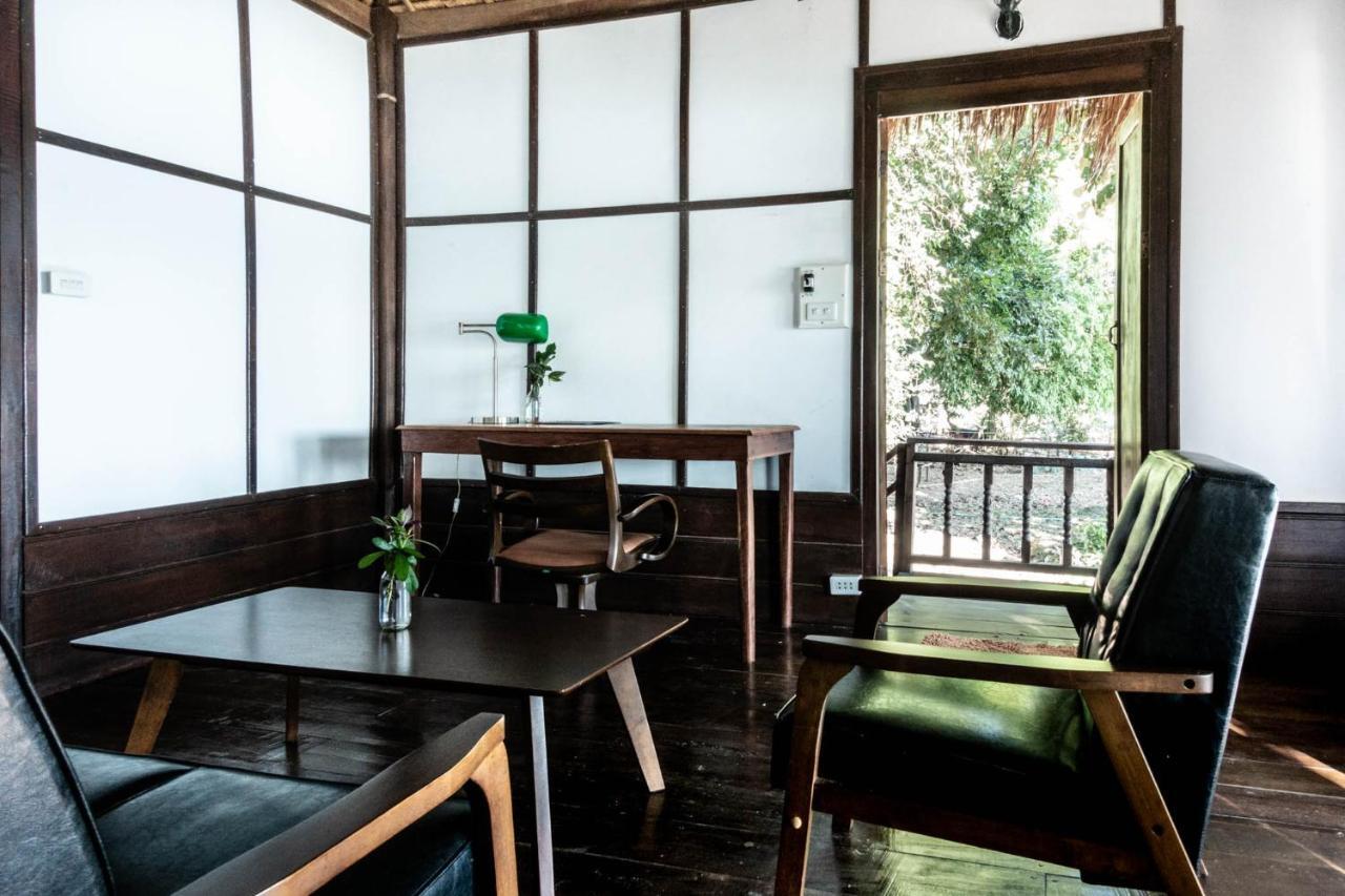 Pomelo Restaurant And Guesthouse - Fishermen & Tammarine Cottages Riverfront - Experience Nature, Culture And Adventure & Tailor-Made Tour Ban Khon Exterior foto